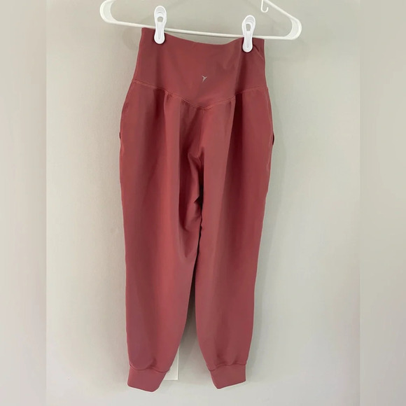 Old Navy High-Waisted PowerSoft Joggers - 7/8 Length - Mauve Pink - Size Small - Picture 5 of 13
